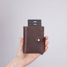 Varen Mechanical Leather Card Holder