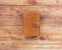Varen Mechanical Leather Card Holder